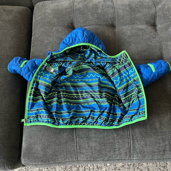 Blue Reservable toddler North Face coat - Picture 9 of 10